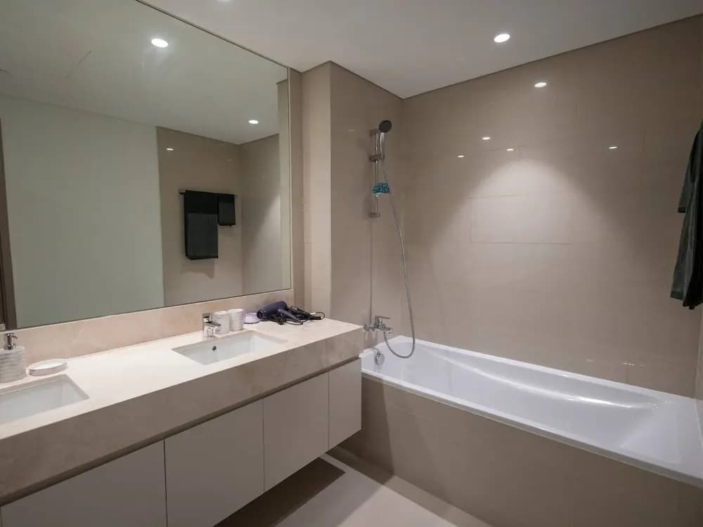 Mh-act One Act Two-2bhk-ref401 - photo 7