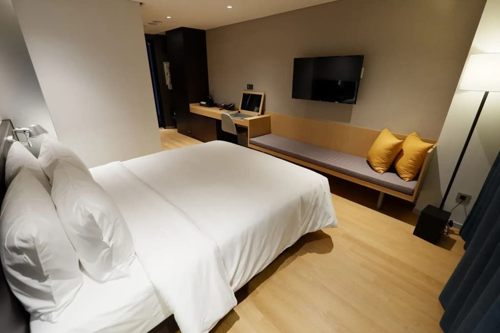 Hotel Newv - photo 4