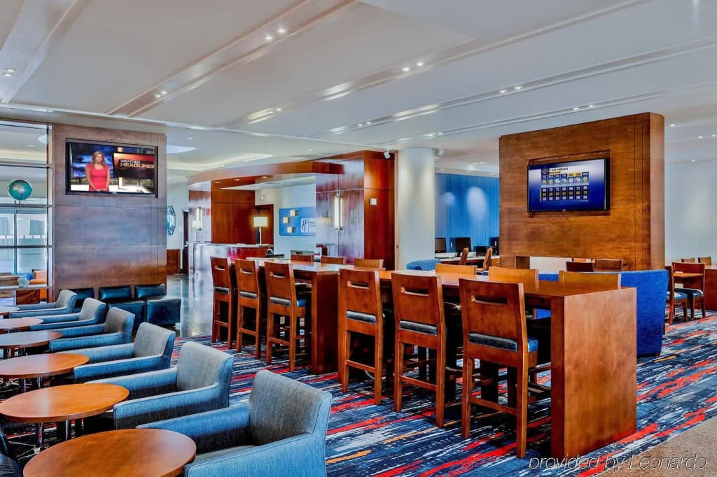 Holiday Inn Express and Suites Fisherman's Wharf by IHG - photo 22