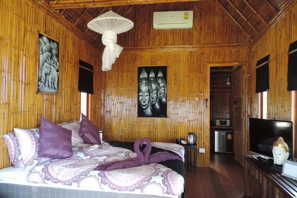 Lazy Days Bungalows - main photo