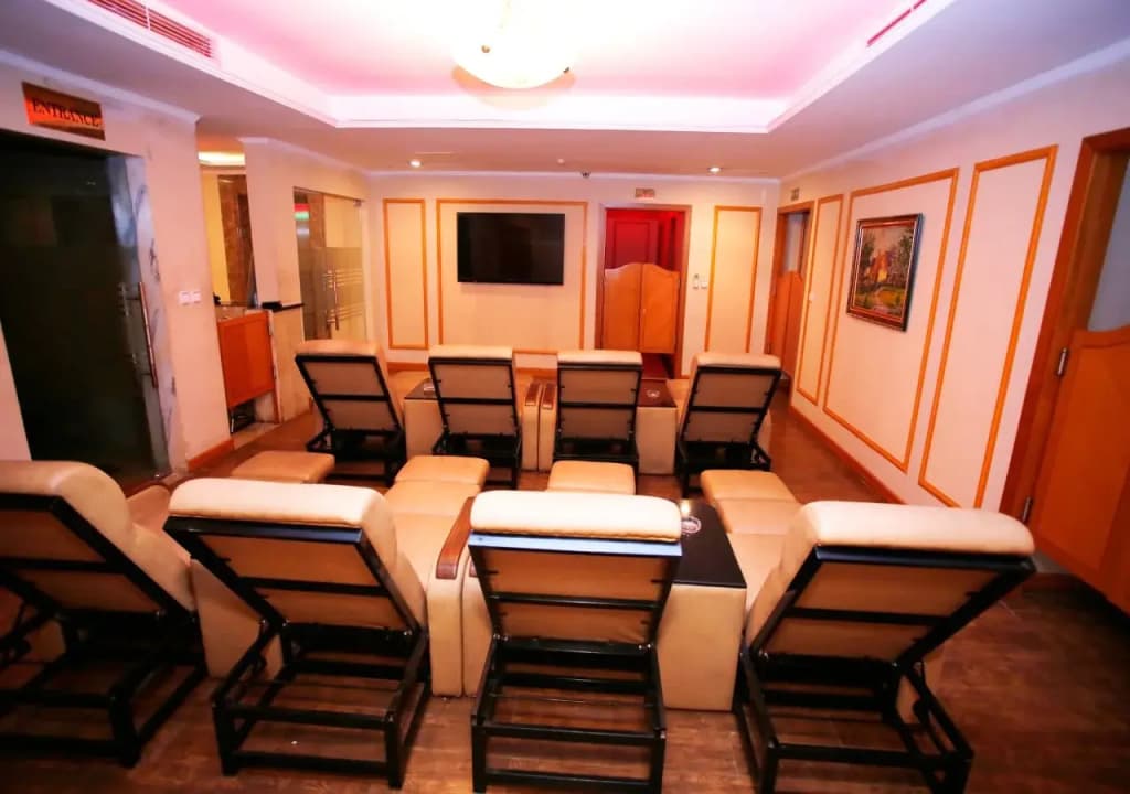 A25 Premium Hotel - photo 25