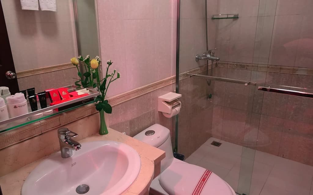 Golden Halong Hotel - photo 8