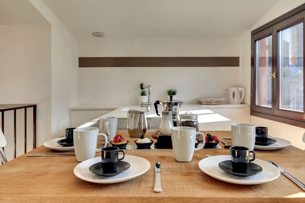 Modern Apartment with Terrace - photo 11