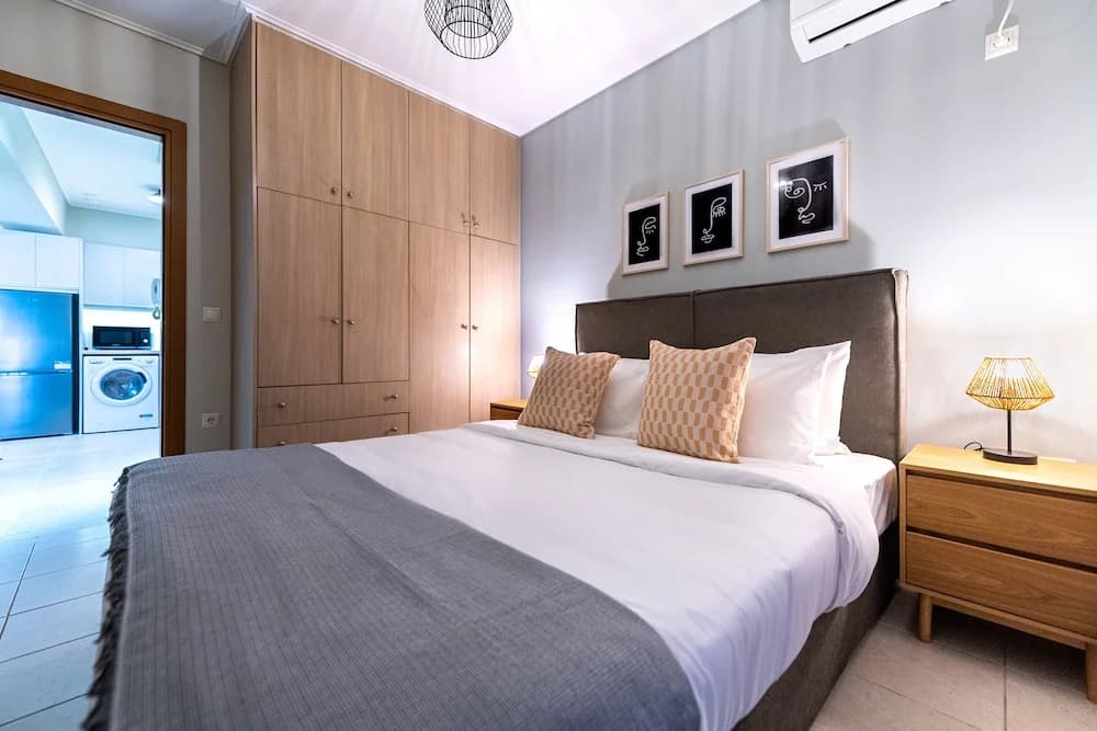 Phaedrus Living Luxury Flat Ampelokipoi - main photo