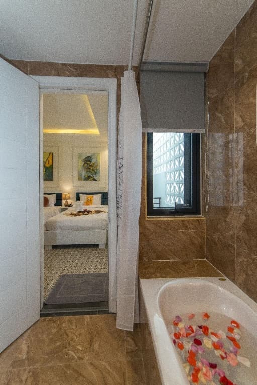 Hoang Trinh Hotel - photo 23