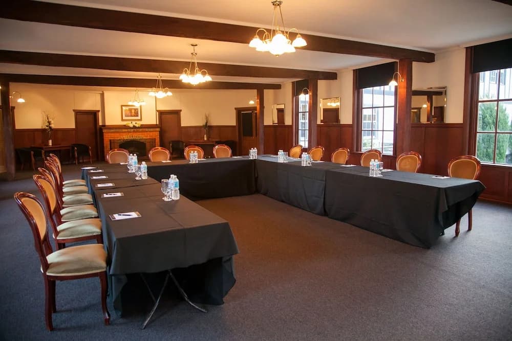 Marybrooke Manor - photo 20