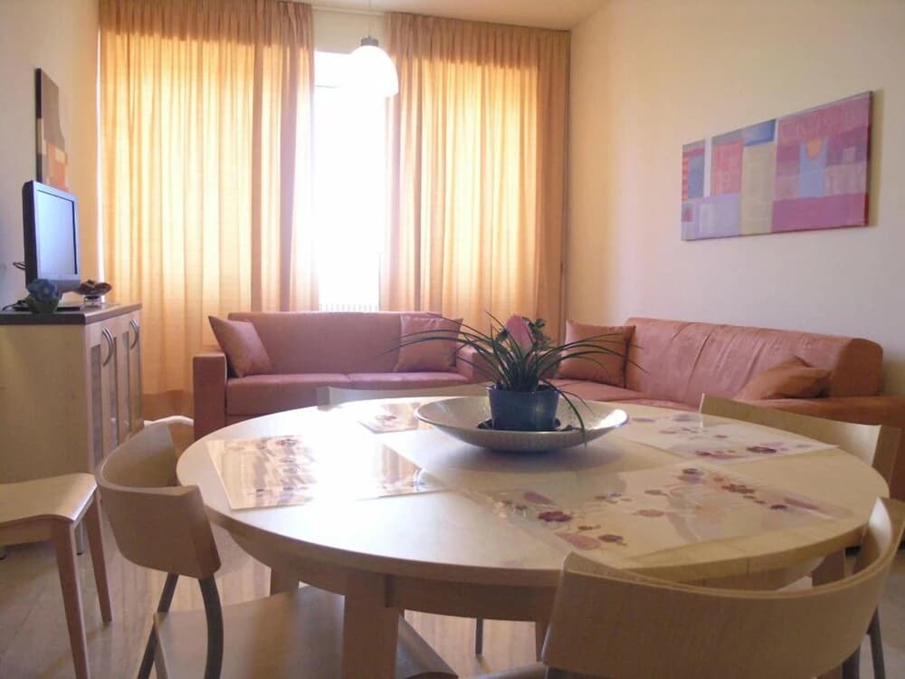 Porta Maggiore Apartment - photo 2