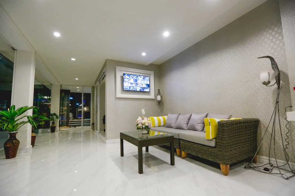 Hua Hin White Villa - photo 2