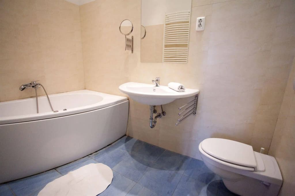 Oktogon Apartment - photo 6
