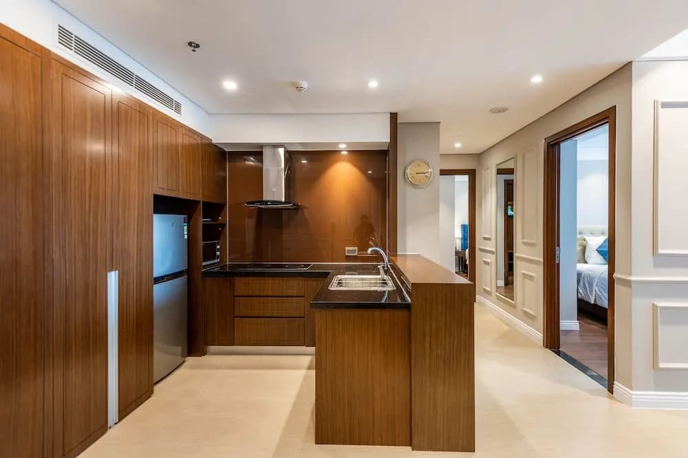 Neo Classic Condo - photo 27