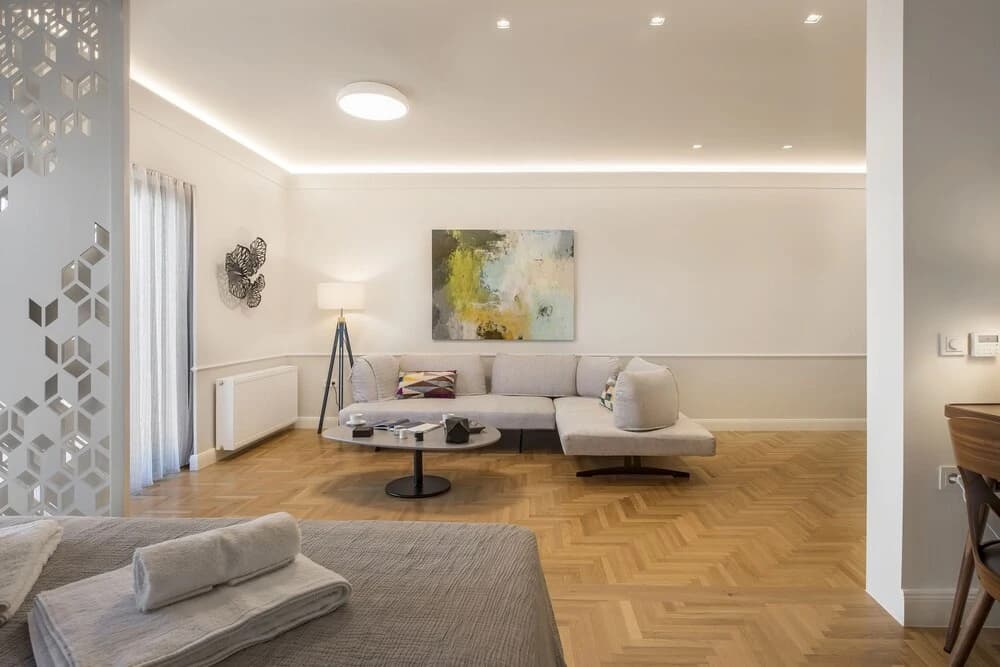 Chic central Athens apartment at Mavilli Sq. - photo 6