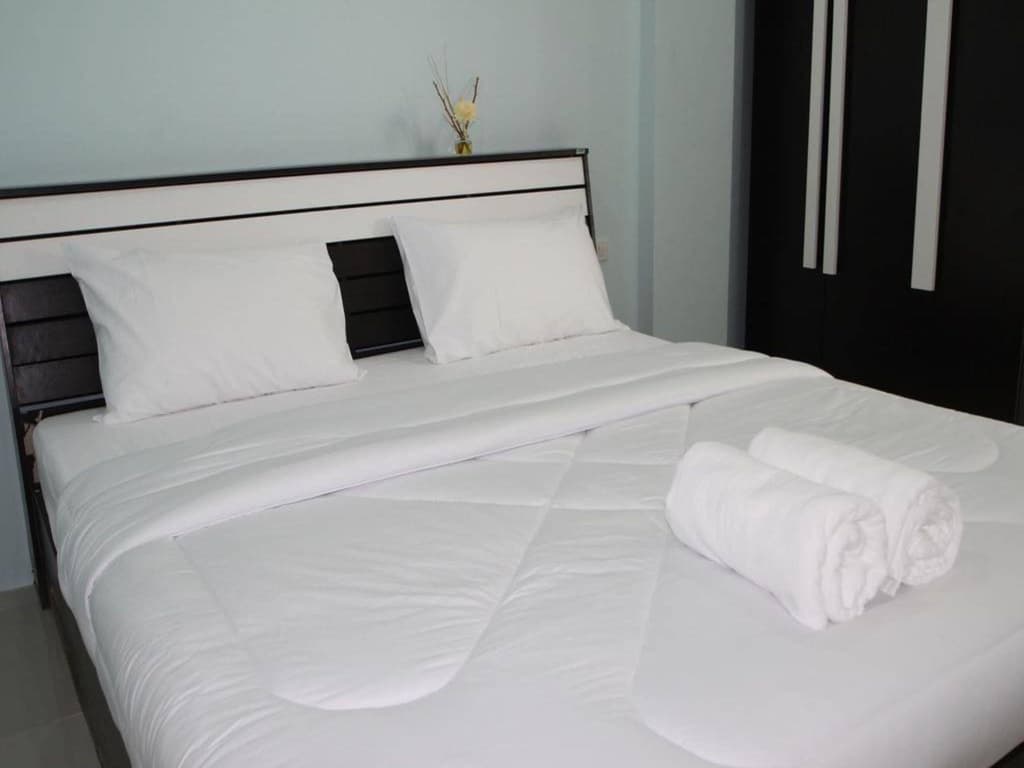 Angel Service Apartment Patong Beach - photo 2
