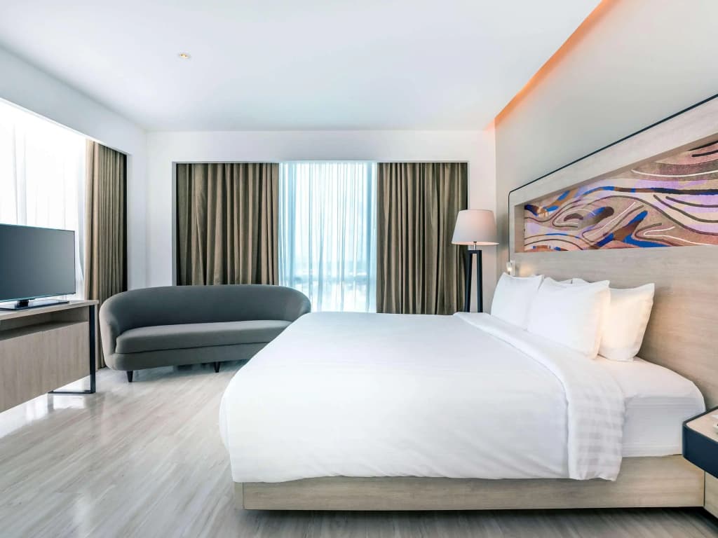 Novotel Phuket City Phokeethra Hotel - photo 23