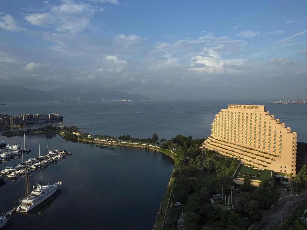 Hong Kong Gold Coast Hotel - photo 20