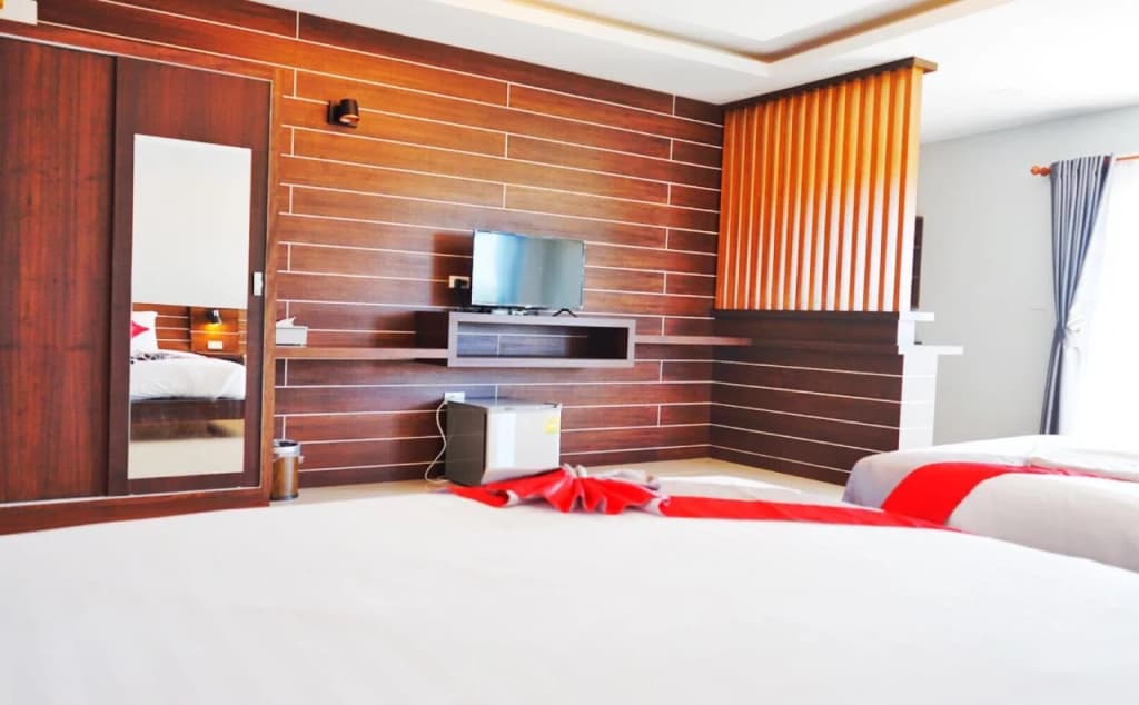 Lanta Ray Bay Hotel - photo 5