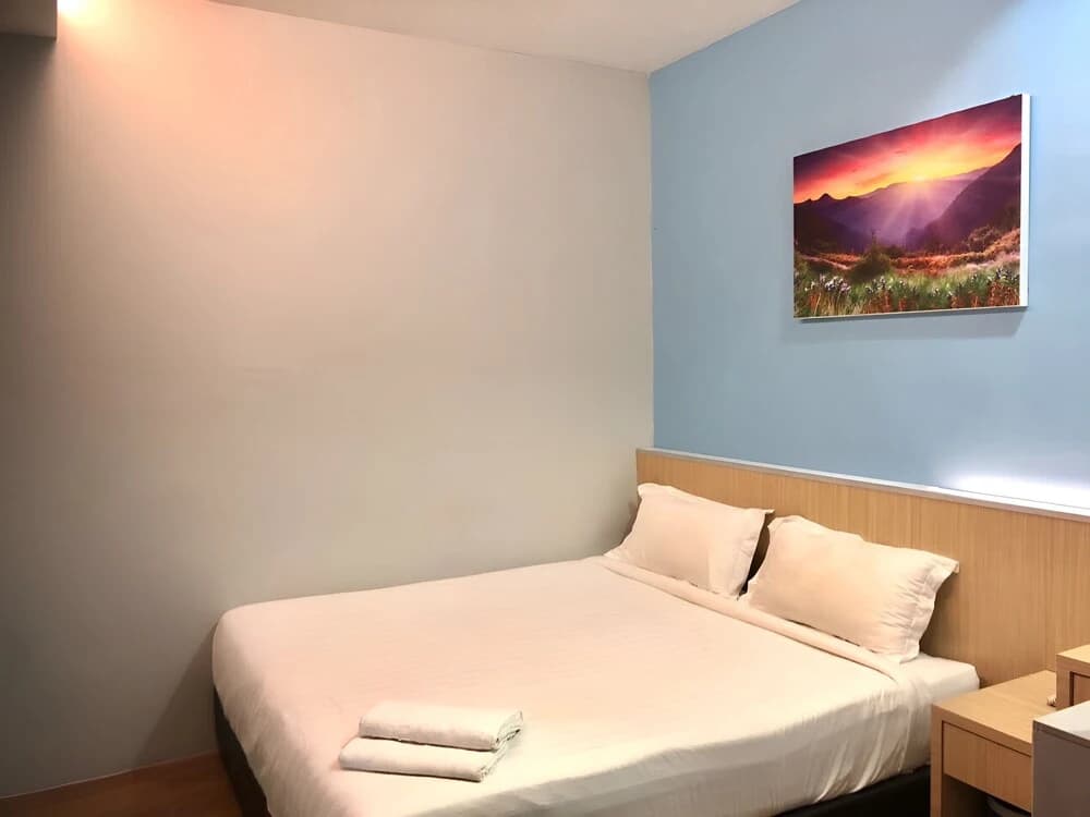 Double Happiness Hotel - photo 5