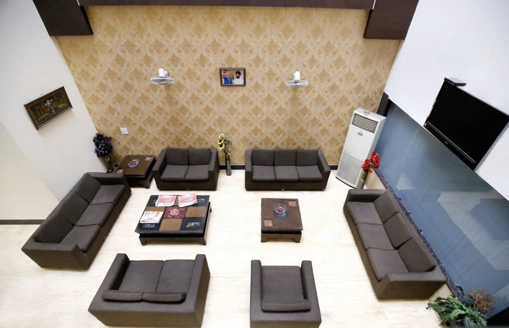 Hotel Paradise Inn - photo 12