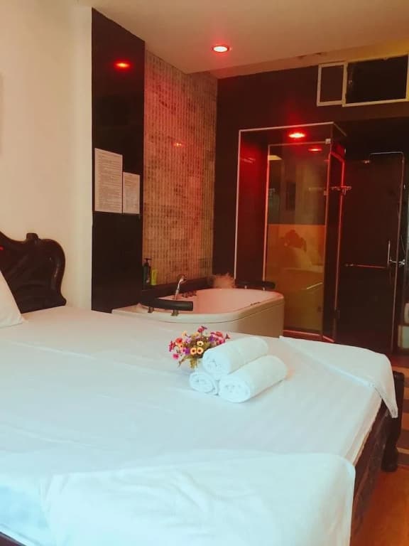 Bien Dong Hotel - photo 9