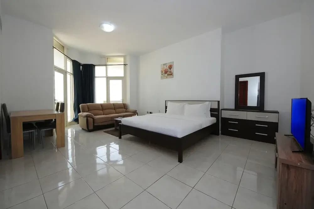 Signature Holiday Homes- Marina Studio - main photo