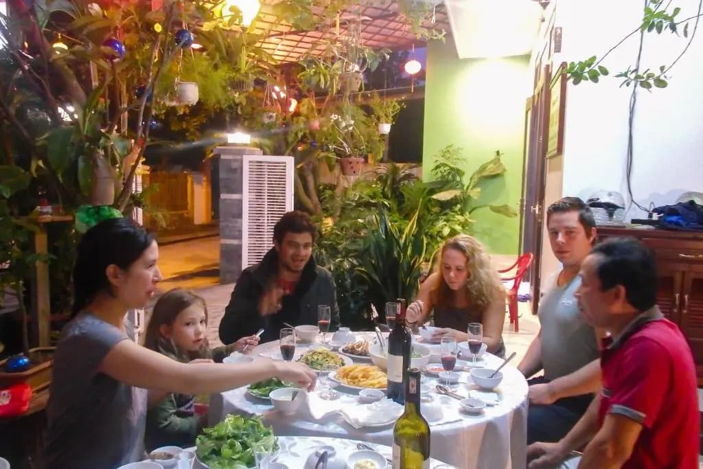 Ngoc Sinh Homestay - photo 22