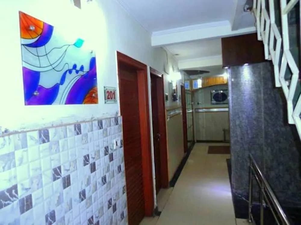 OYO 2680 Hotel Presidency - photo 15