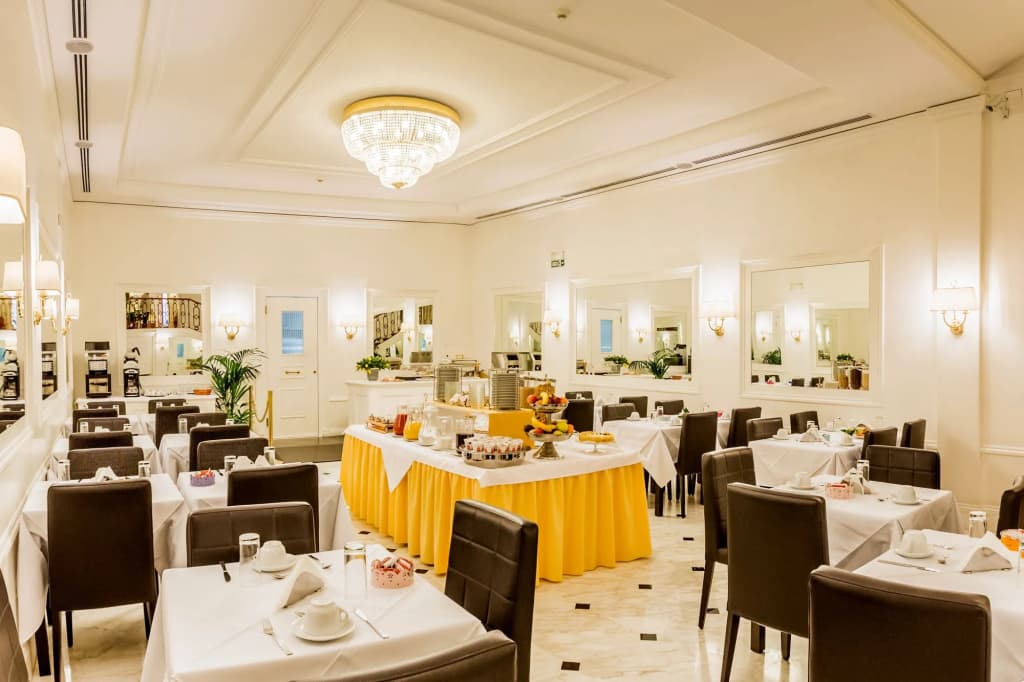 Hotel Modigliani - photo 21