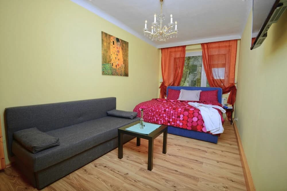 GoVienna Bright River Apartment - main photo
