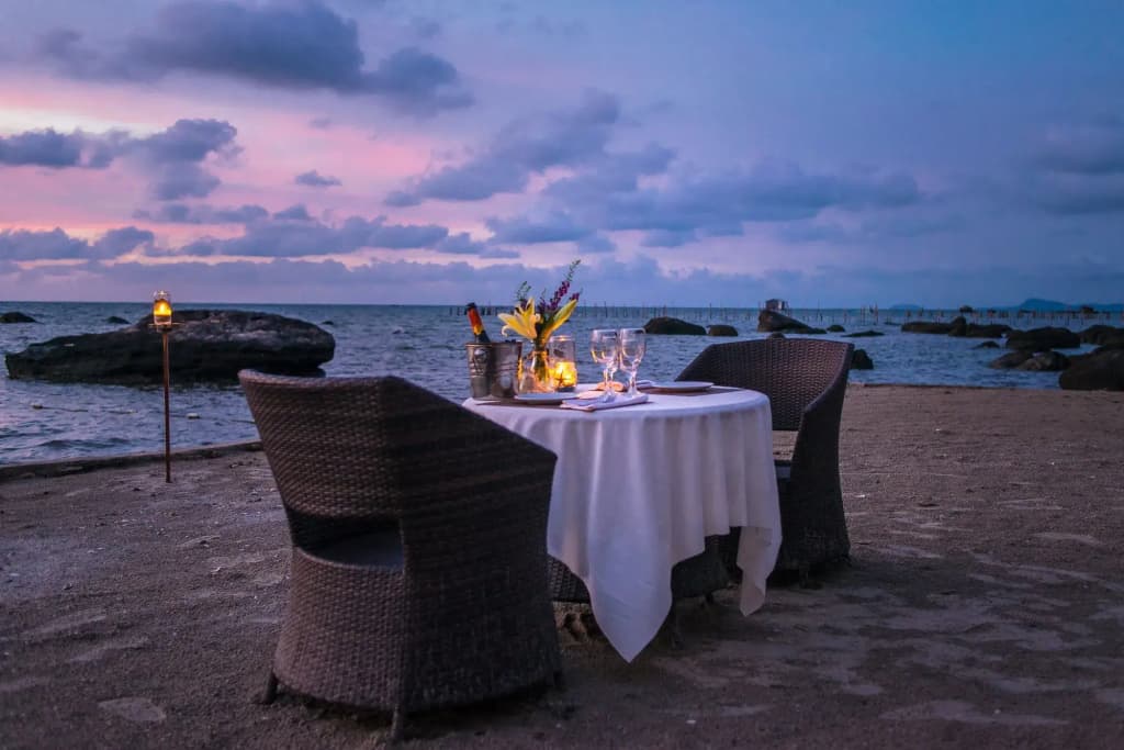 Rocks Beach Boutique Bungalows - photo 22