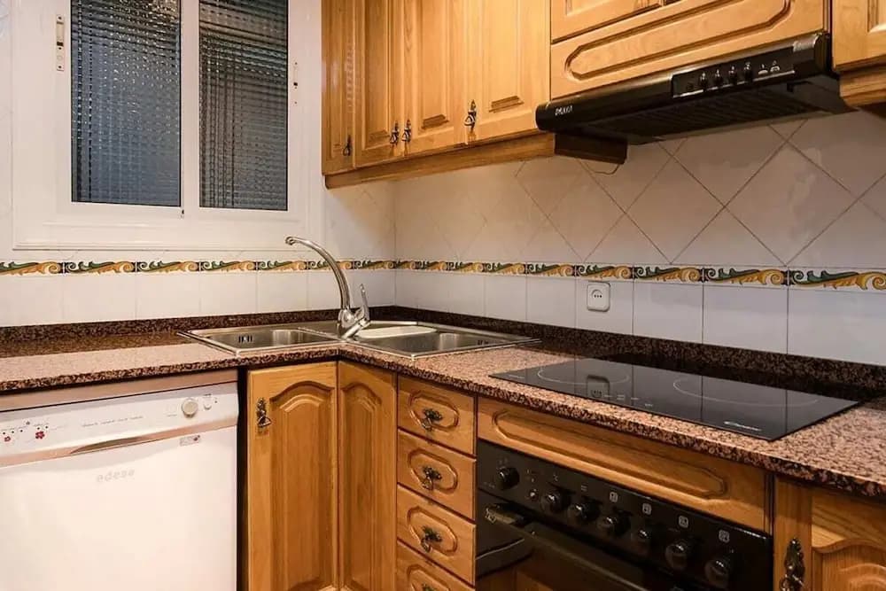 Vintage 3bed/2bath With big Terrace in Eixample - photo 17