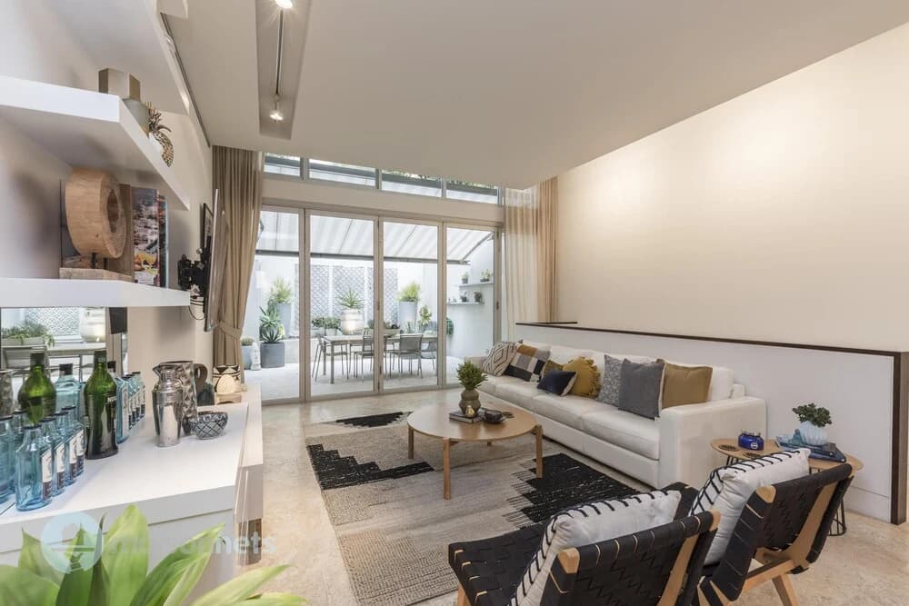 3BR Sydney Harbourside Home/Rooftop Pool & Parking - photo 16