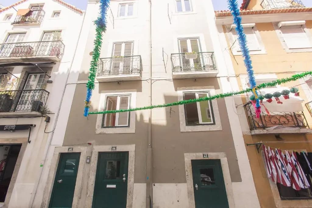Loving Chiado - main photo