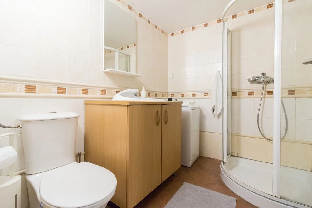 Cosy Apartment for 4 next to the Main Train Station by easyBNB - photo 7