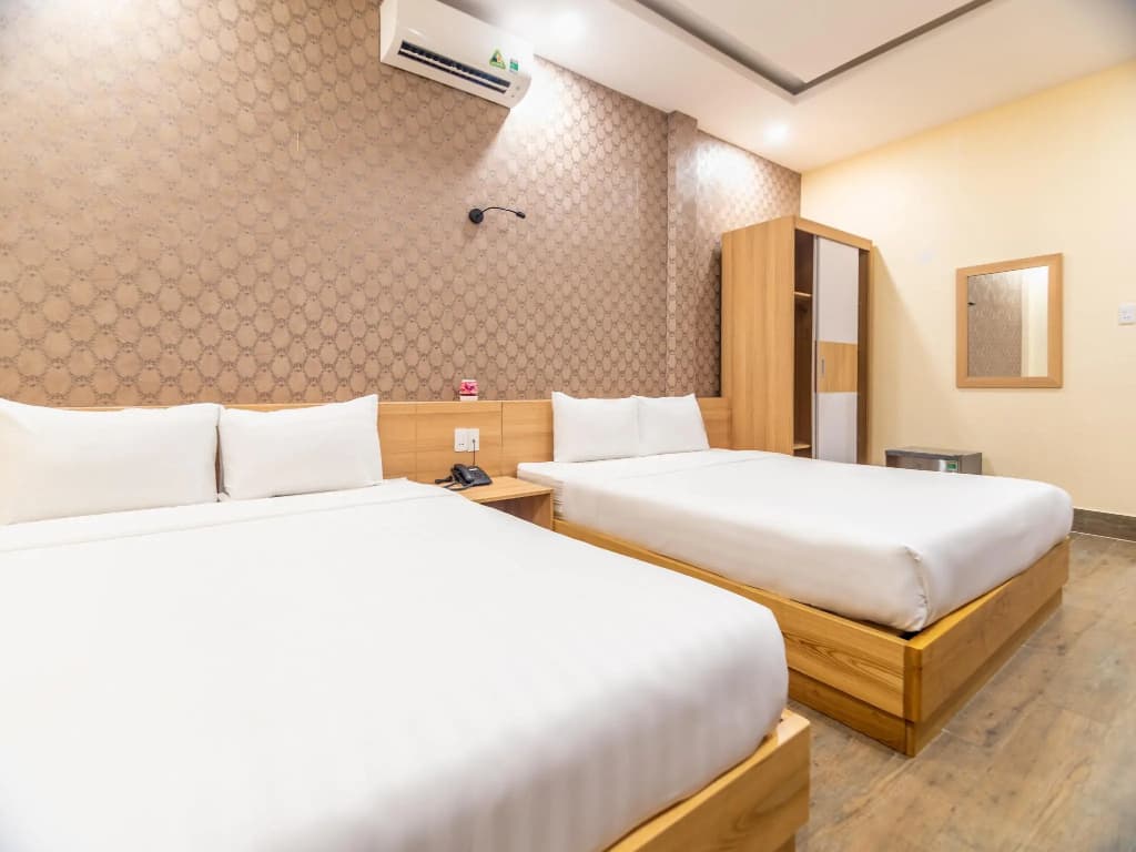 Hanh Phuoc Hotel - photo 2