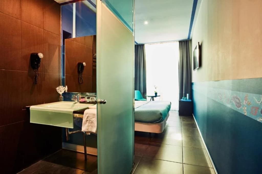 Hotel 54 Barceloneta - photo 9