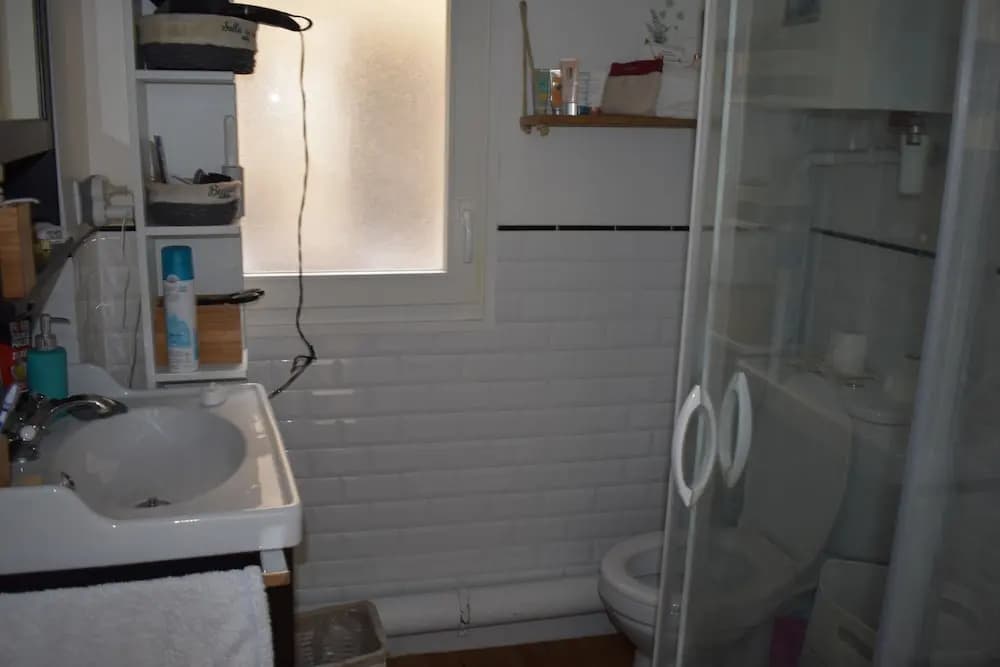 1 Bedroom in Bonne Nouvelle - photo 7