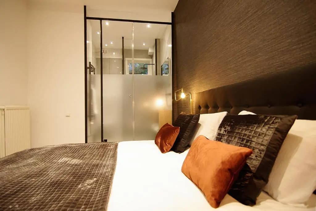 The Canal Bridge Suites - main photo