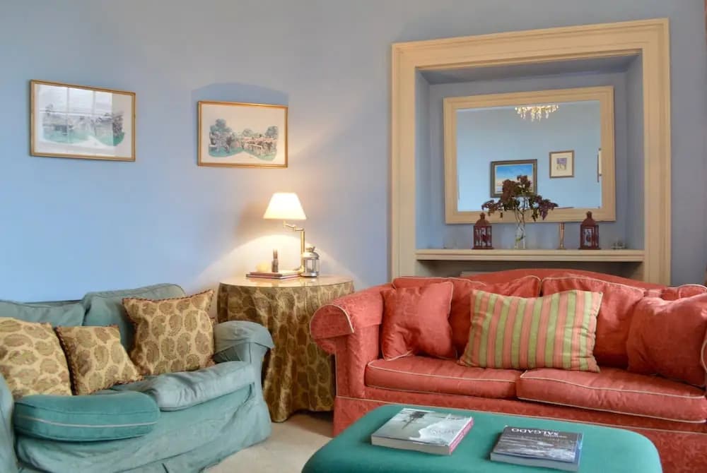 Central Edinburgh New Town Flat - photo 3
