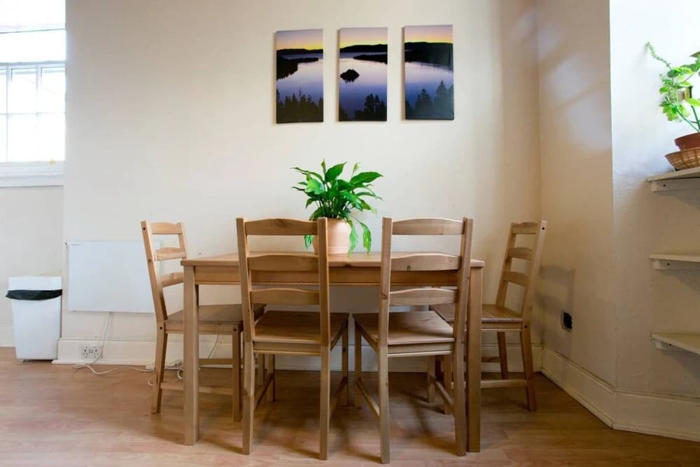 Fabulous 1 Bedroom Apartment in Old Town - photo 5