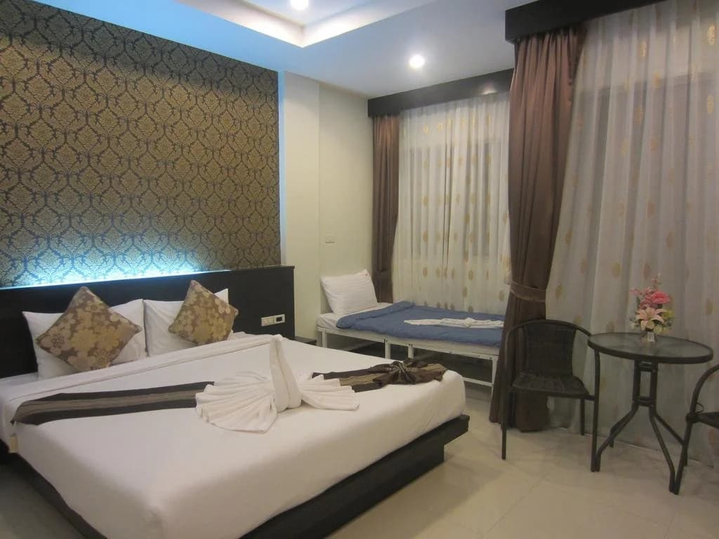 Ninas Hotel - photo 5