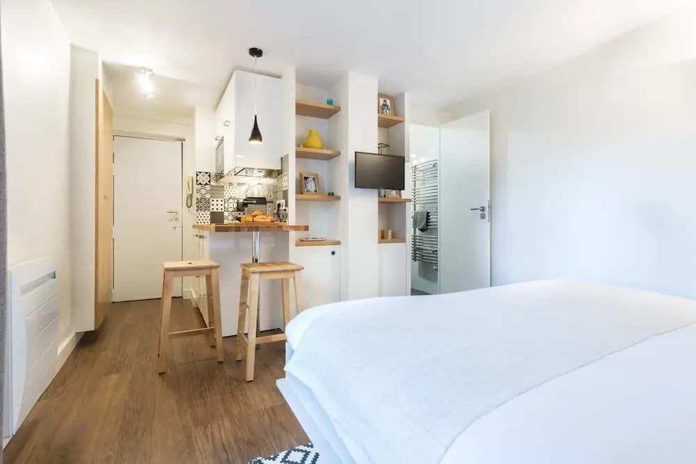 GuestReady - Designer Studio for 2 close to Louvre Museum! - main photo