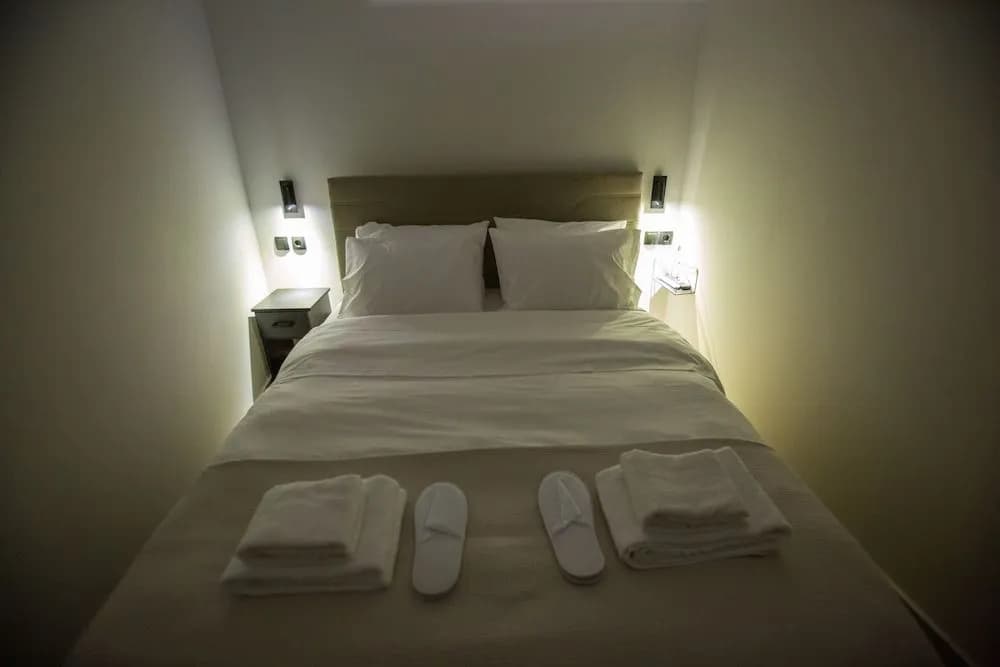 Raise Acropolis View Suites - photo 2