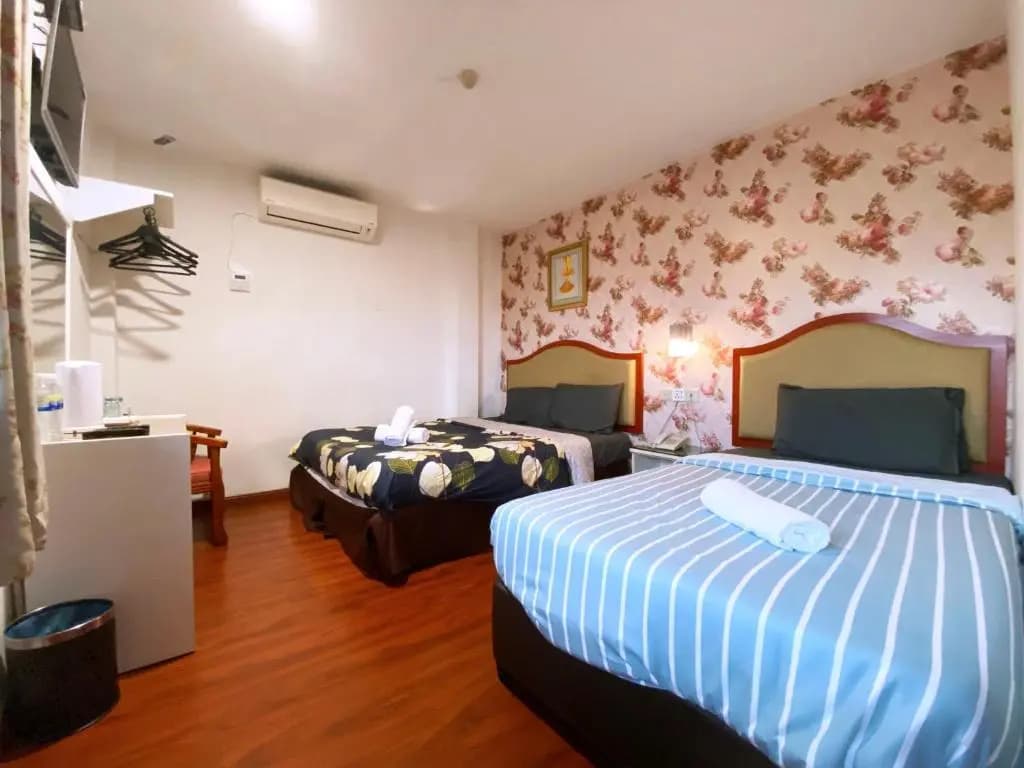 Mr Hotel Nusa Bestari - photo 13