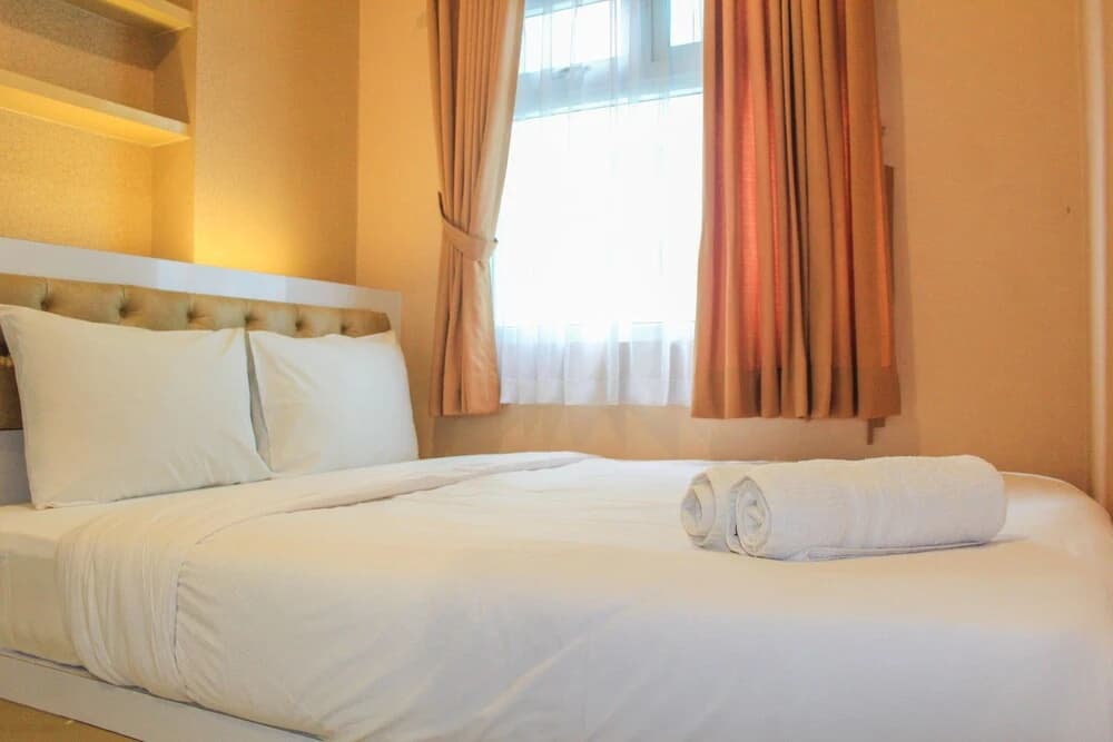 Minimalist and Homey 2BR Aparment at Green Pramuka near Mall - photo 7