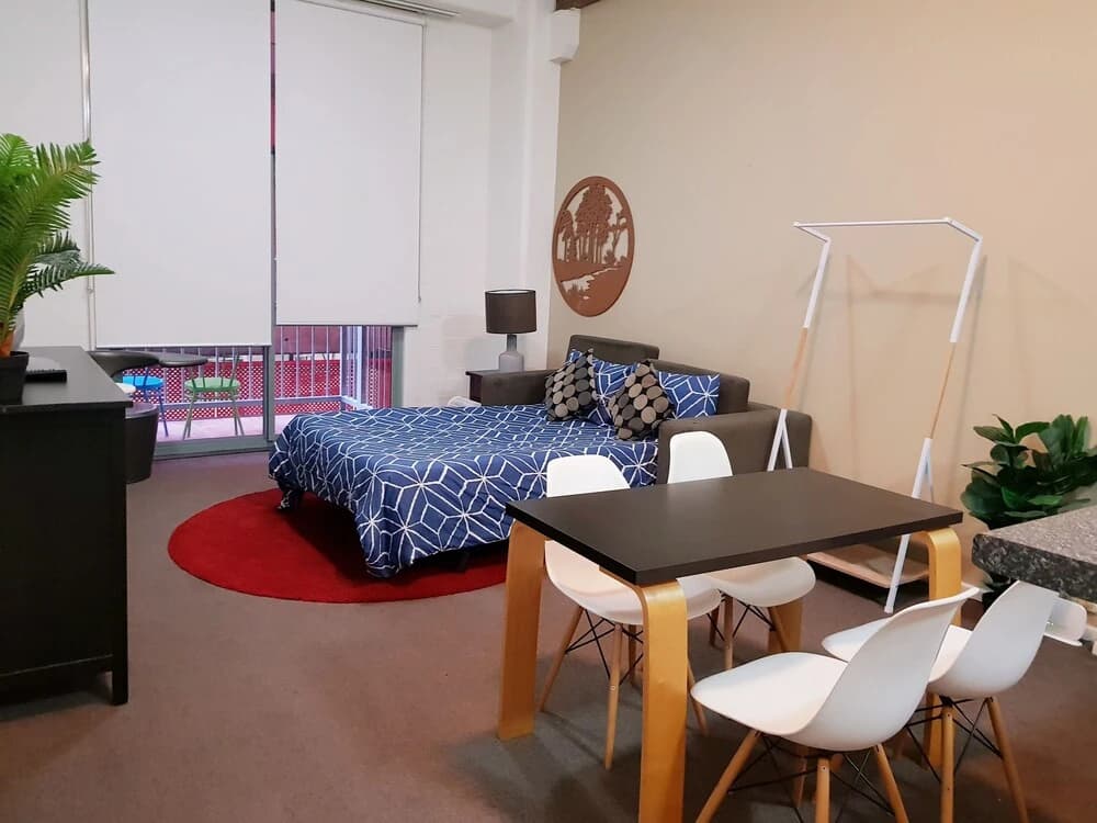 Darling Harbour Resort Style Apartment - photo 8