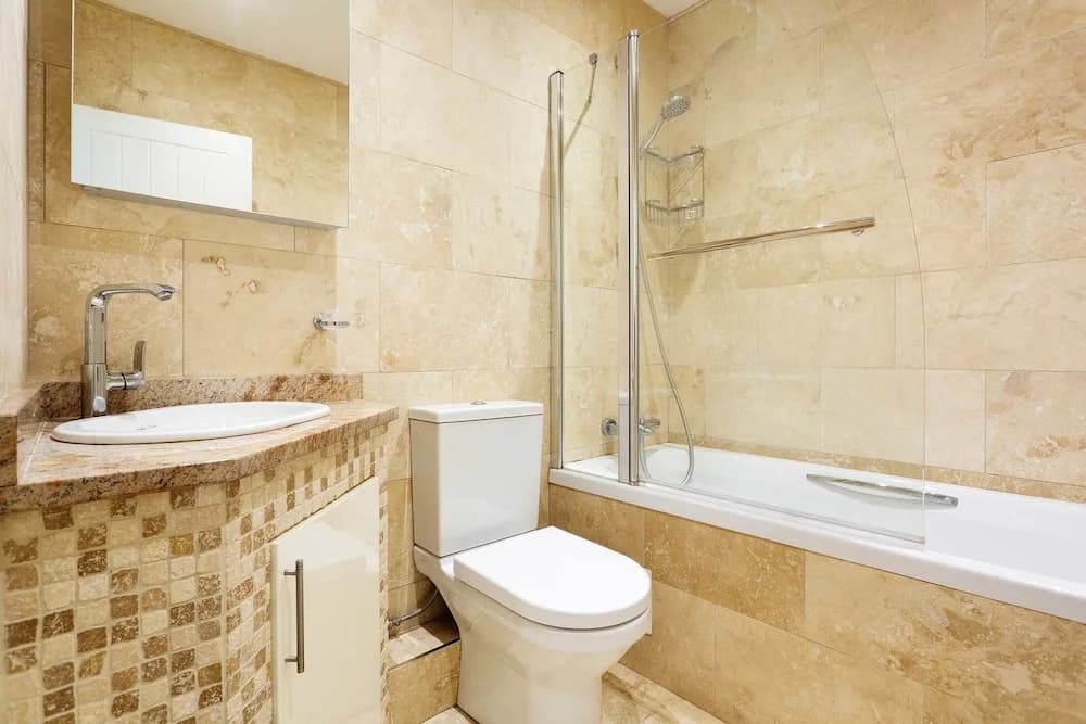 Elgin Crescent Apartment - photo 8