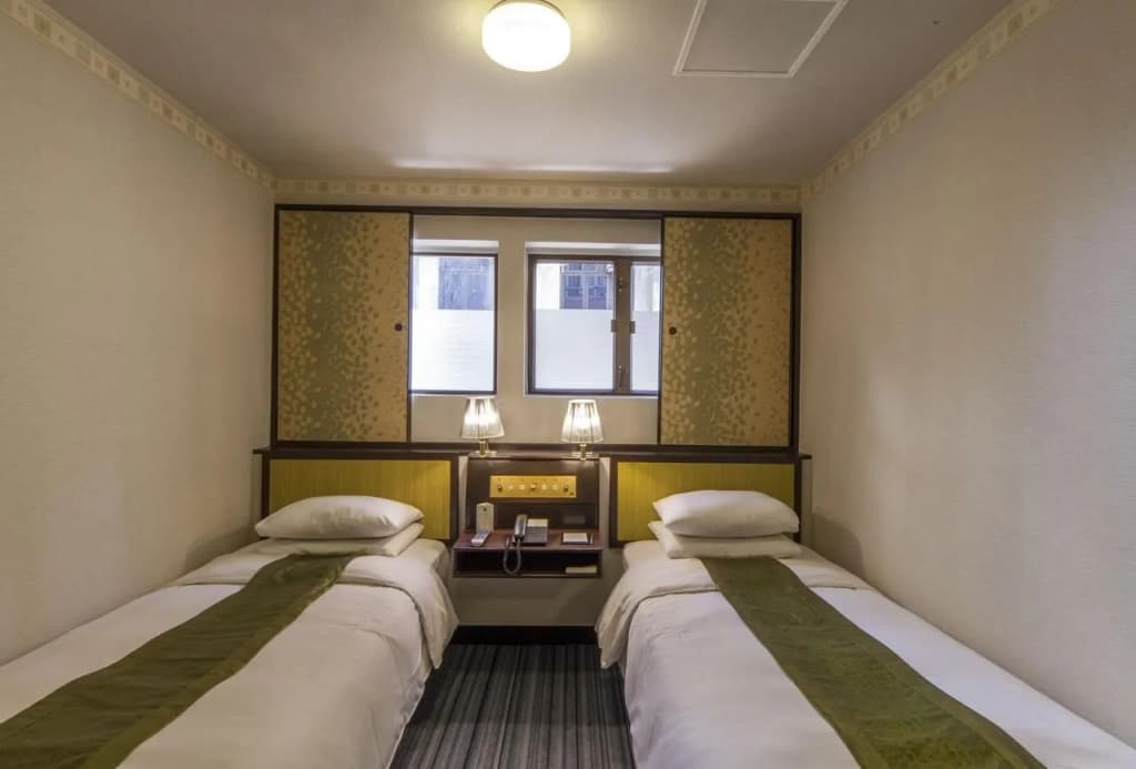 Evergreen Hotel - photo 4