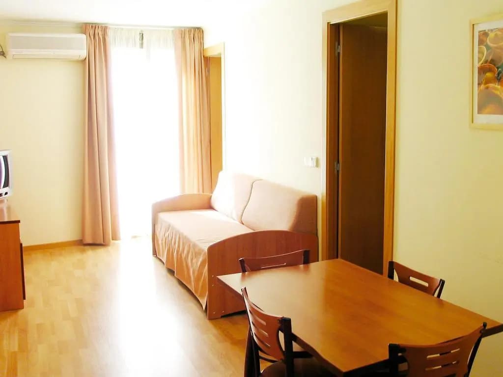 Bcn Accommodation - photo 2