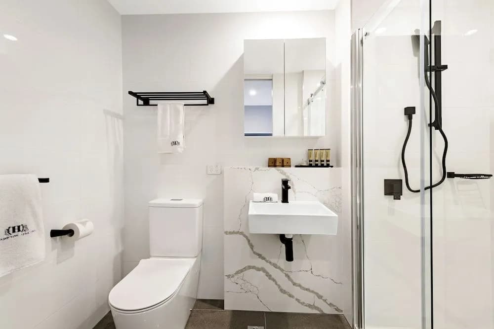 The Hamptons Apartments - St Kilda - photo 9