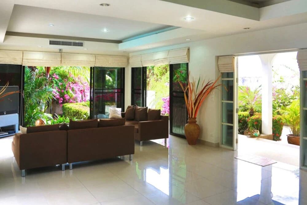 Villa With 4 Bedrooms in Rawai Phuket, With Private Pool, Enclosed Gar - main photo