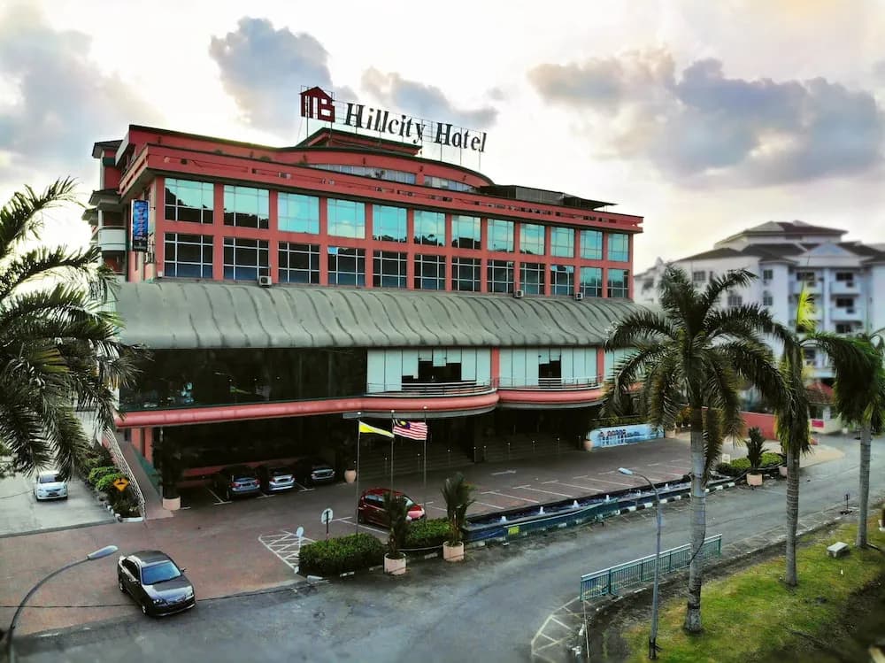 Hillcity Hotel & Condo - main photo